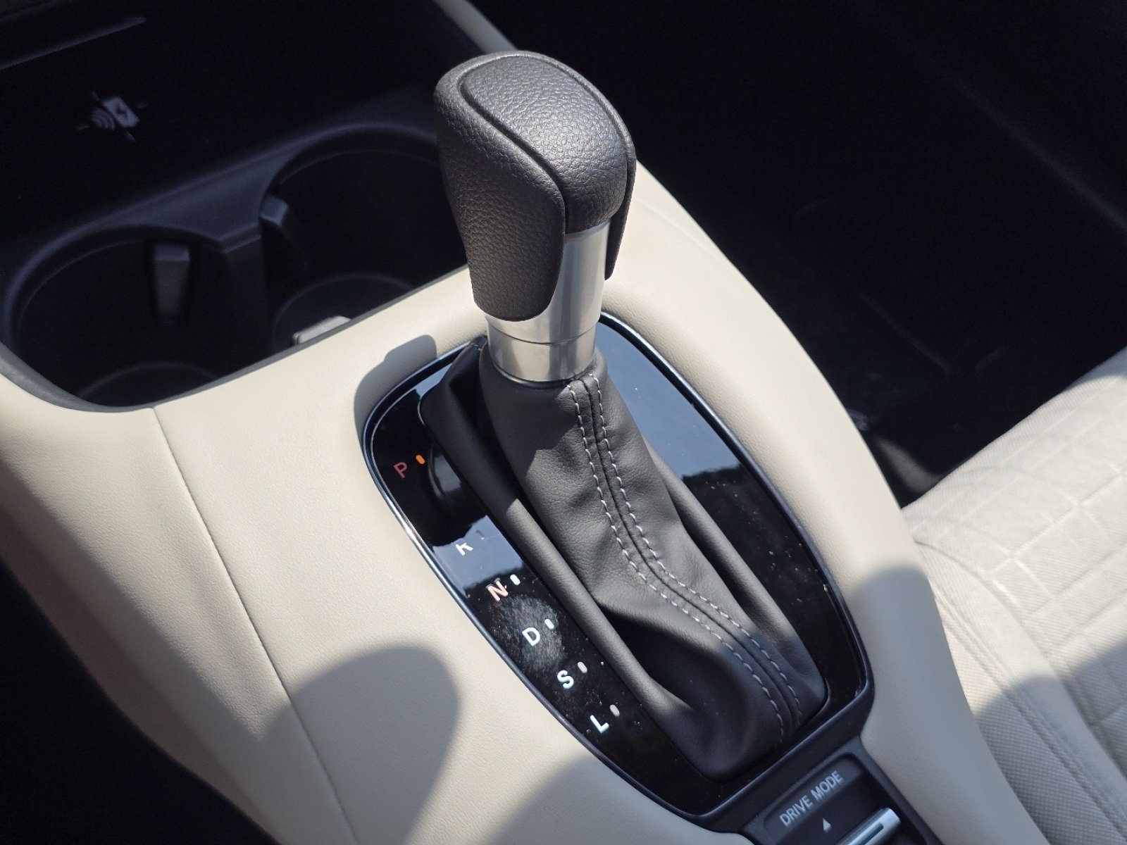 New 2027 Honda HR-V LX image 31