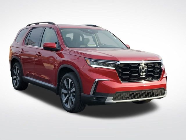 New 2025 Honda Pilot Touring image 2