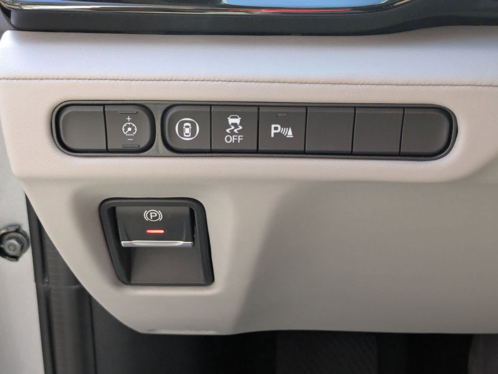 Certified 2026 Acura MDX w/ Technology Package FWD image 18