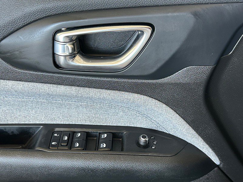 Used 2025 Jeep Compass Sport AWD/4WD image 26