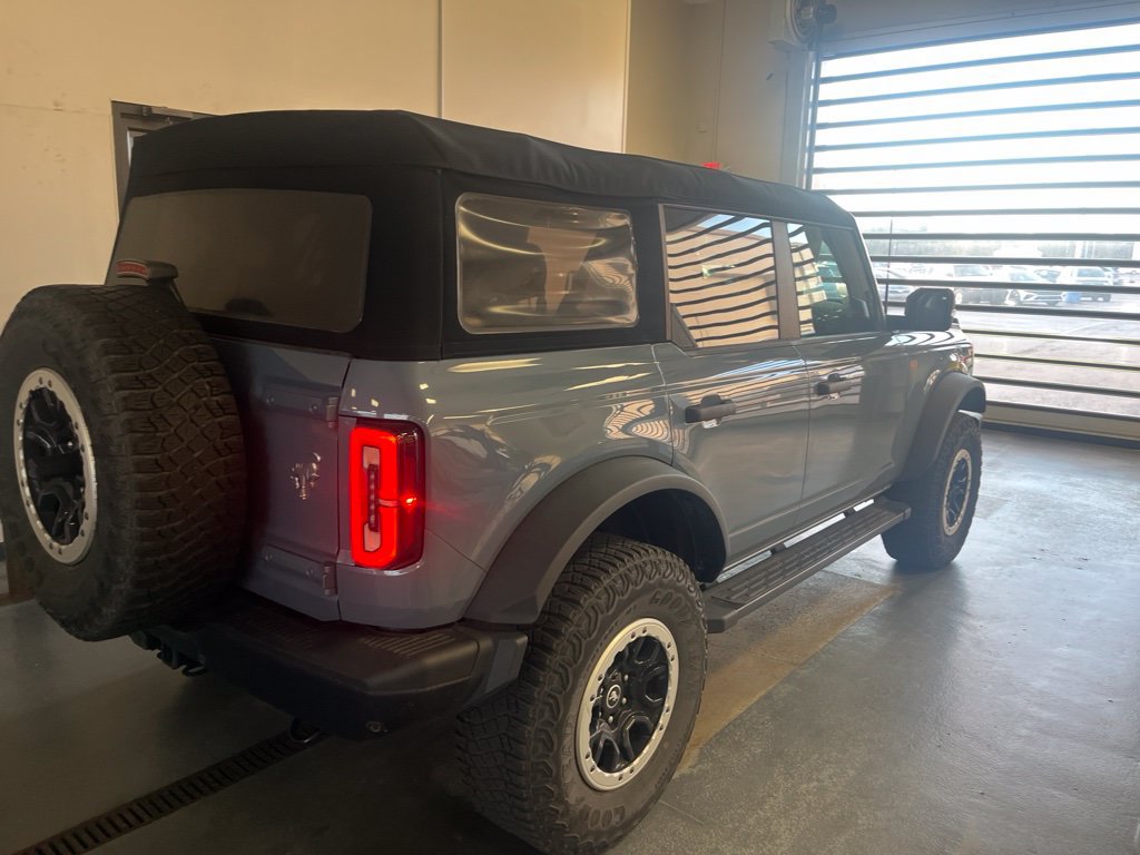 Used 2023 Ford Bronco Badlands AWD/4WD image 7