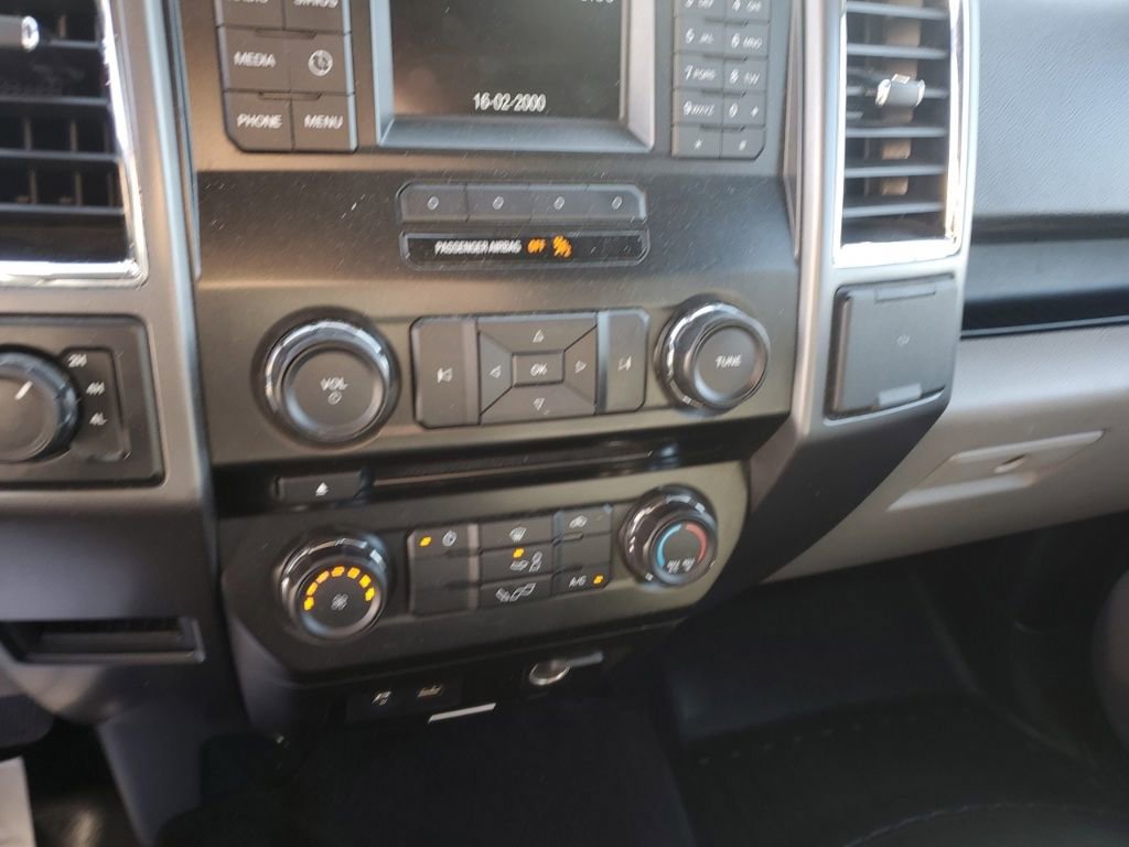 Used 2015 Ford F150 XLT image 22