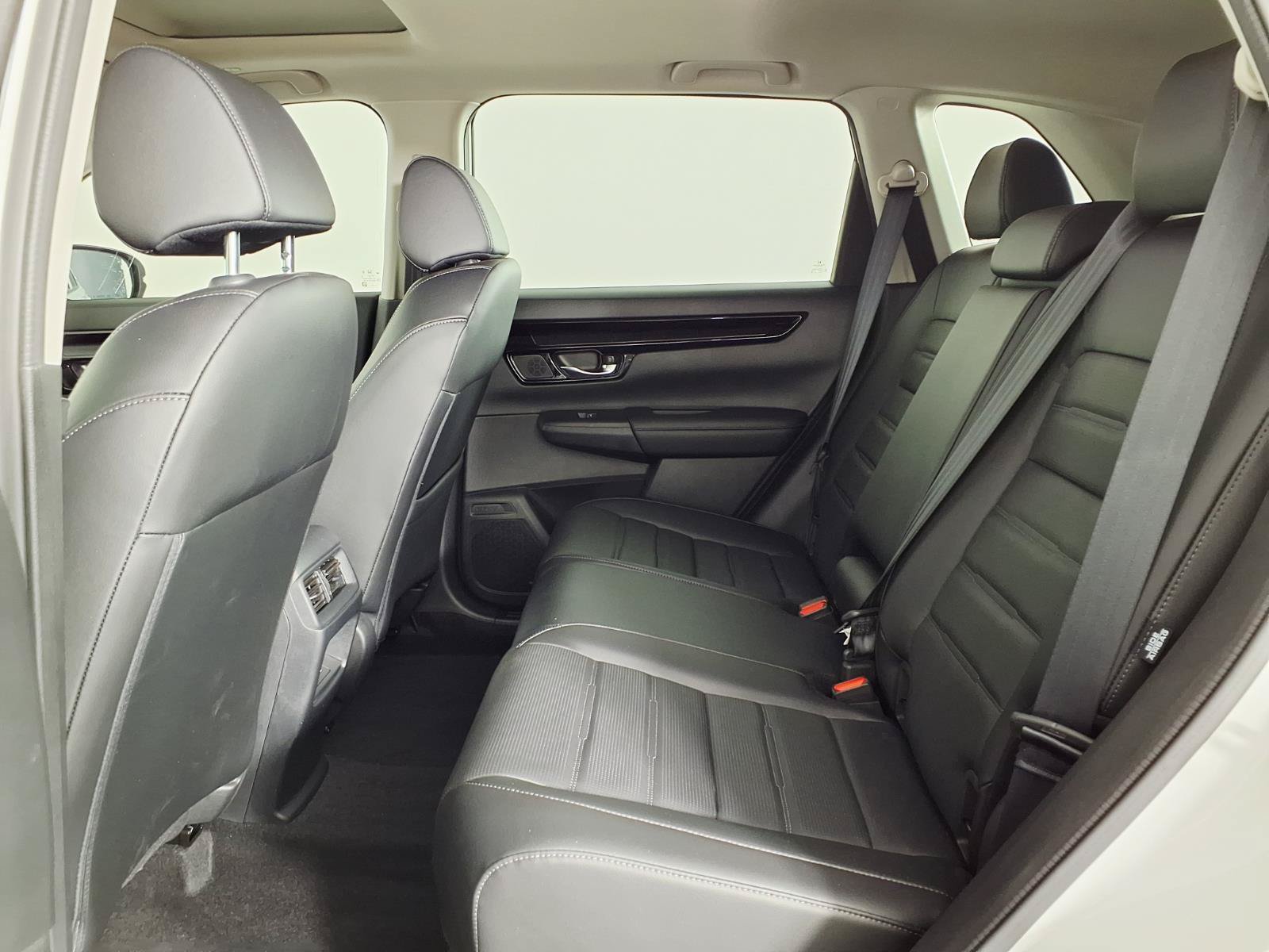 Used 2025 Honda CR-V EX-L image 13