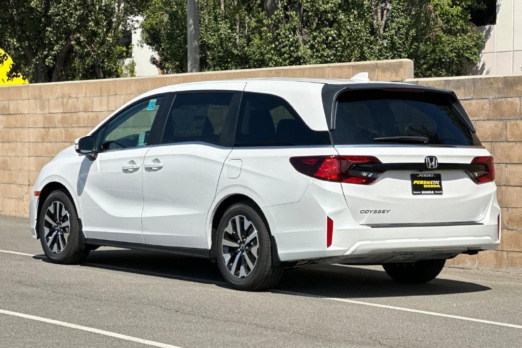 New 2027 Honda Odyssey EX-L image 6