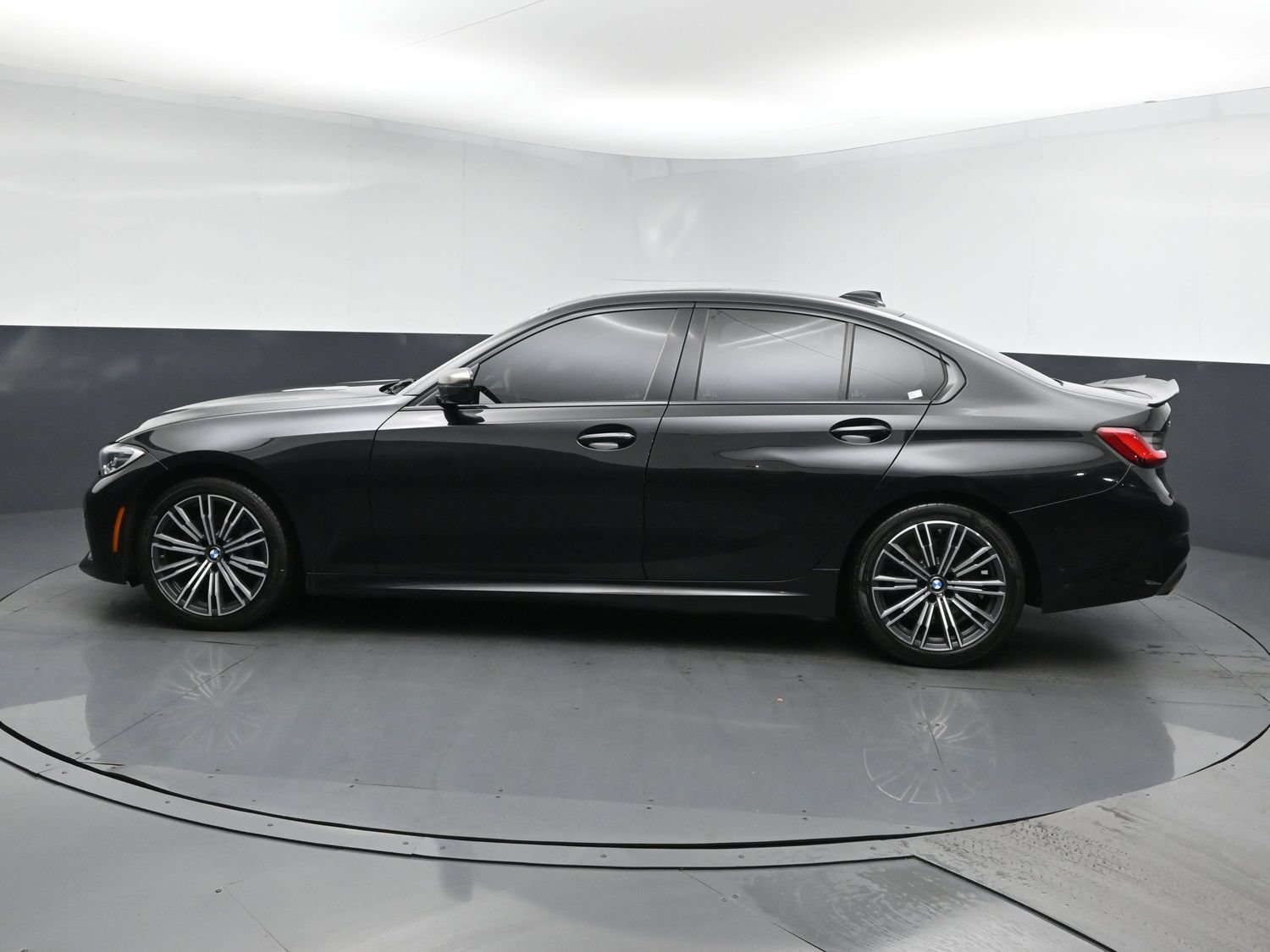 Used 2020 BMW M340i xDrive w/ Premium Package AWD/4WD image 4
