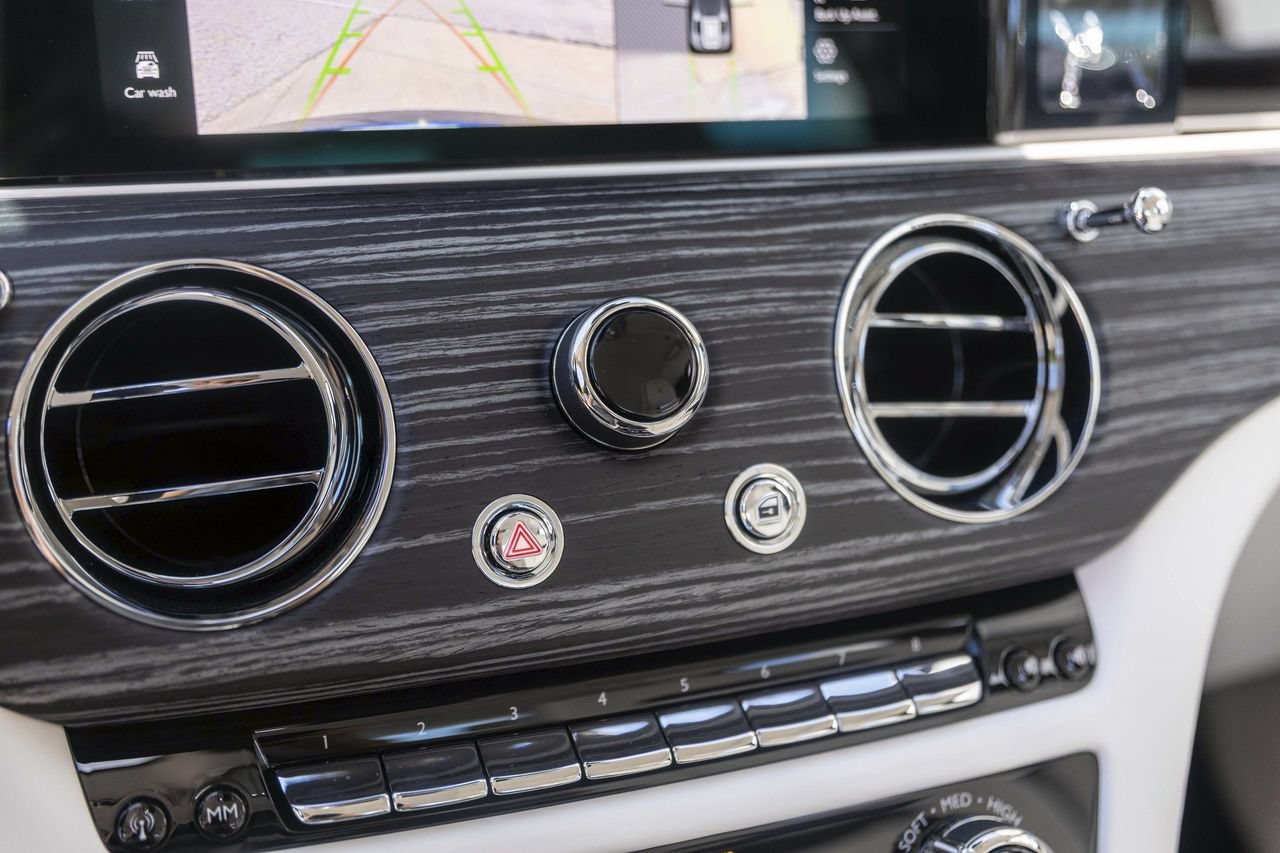 New 2025 Rolls-Royce Ghost AWD/4WD image 35
