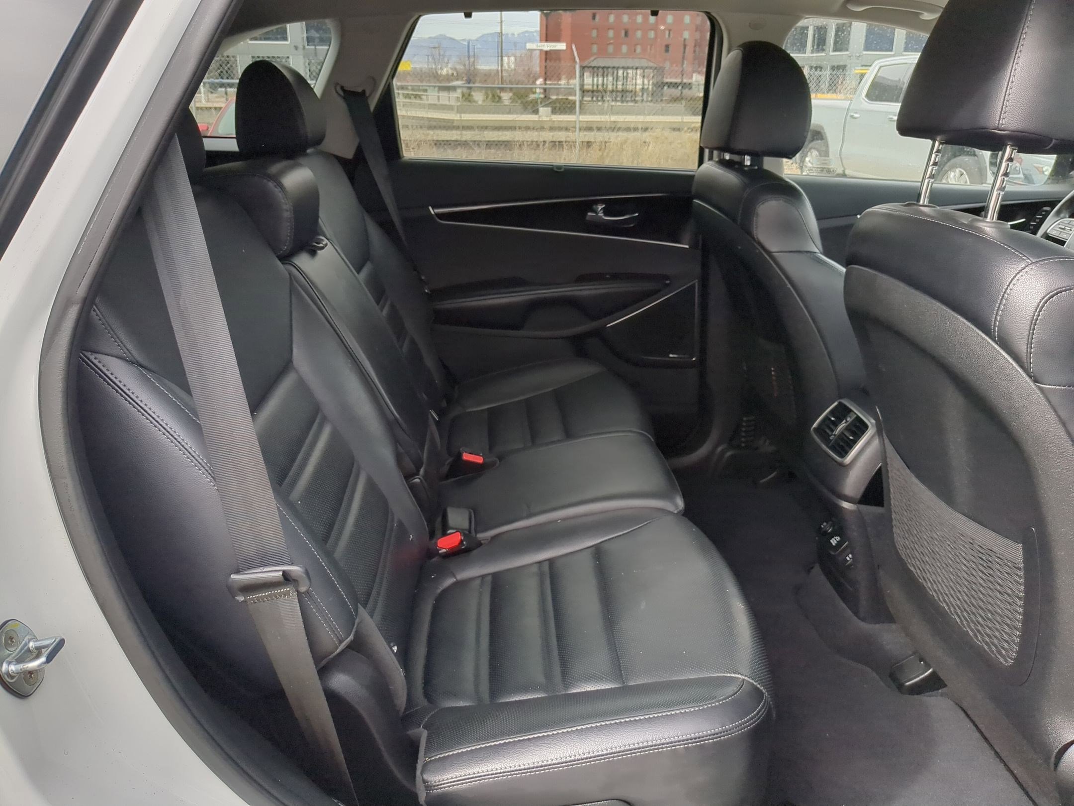 Used 2019 Kia Sorento SX w/ SX Touring Package image 27