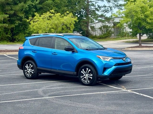 Used 2016 Toyota RAV4 LE FWD image 10