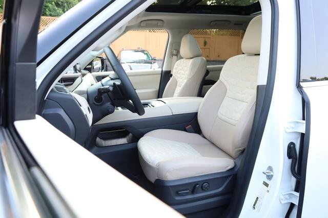 New 2026 Nissan Armada Platinum AWD/4WD image 10