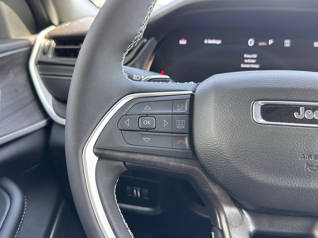 New 2026 Jeep Grand Cherokee Limited AWD/4WD image 29
