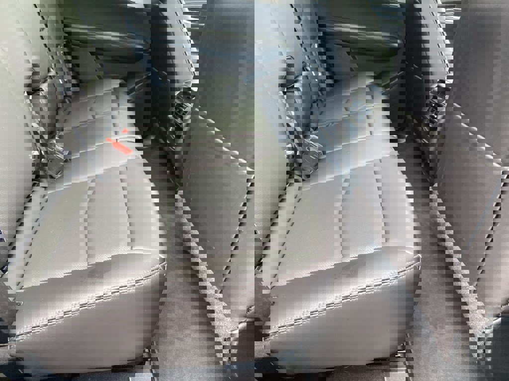 Used 2025 Cadillac XT5 Premium Luxury image 23