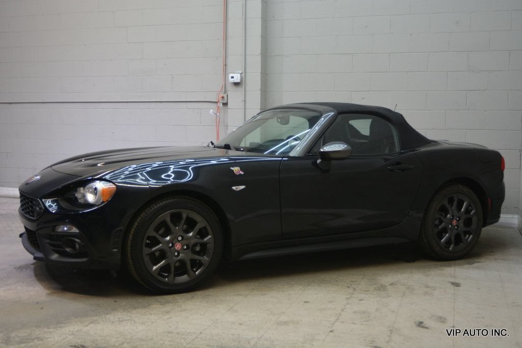Used 2017 FIAT 124 Spider Abarth RWD image 28