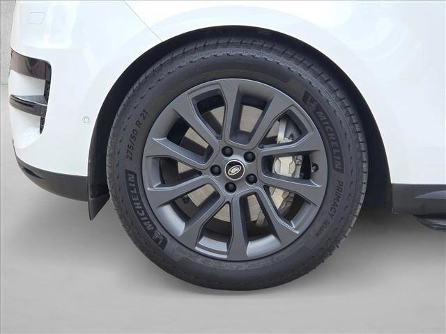 Used 2023 Land Rover Range Rover Sport SE image 9