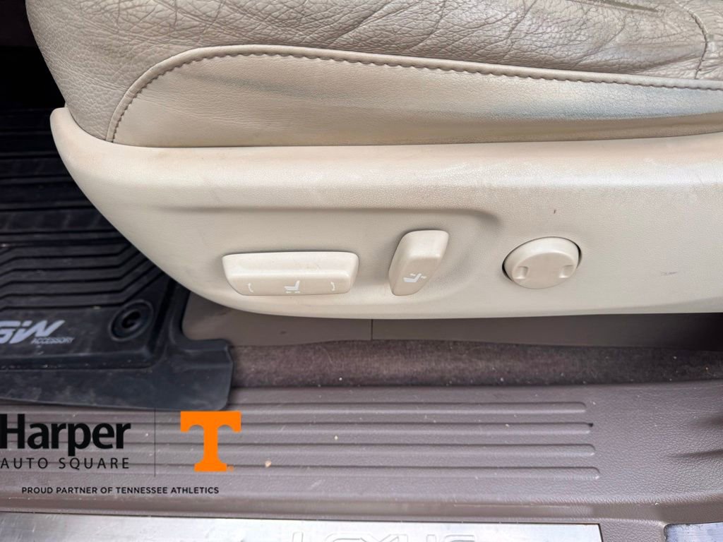 Used 2019 Lexus GX 460 image 18