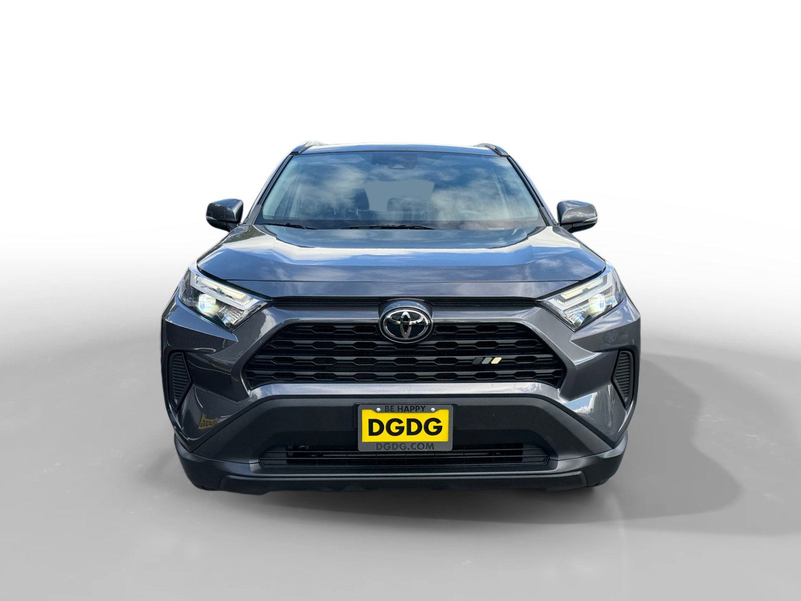 Used 2022 Toyota RAV4 XLE w/ Convenience Package image 8