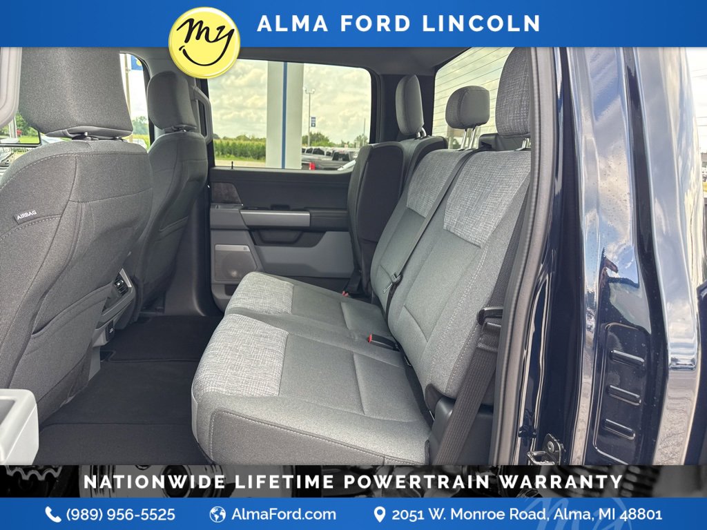 New 2025 Ford F350 XLT w/ Black Appearance Package image 20