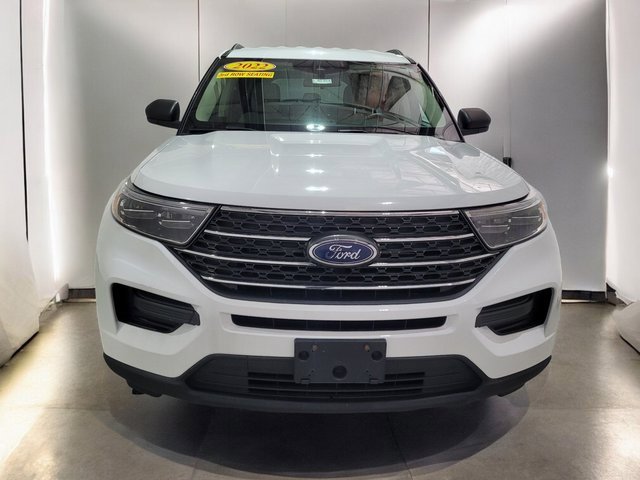 Used 2022 Ford Explorer XLT image 13