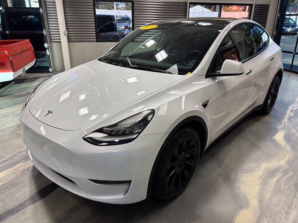 Used 2021 Tesla Model Y Long Range AWD/4WD image 38