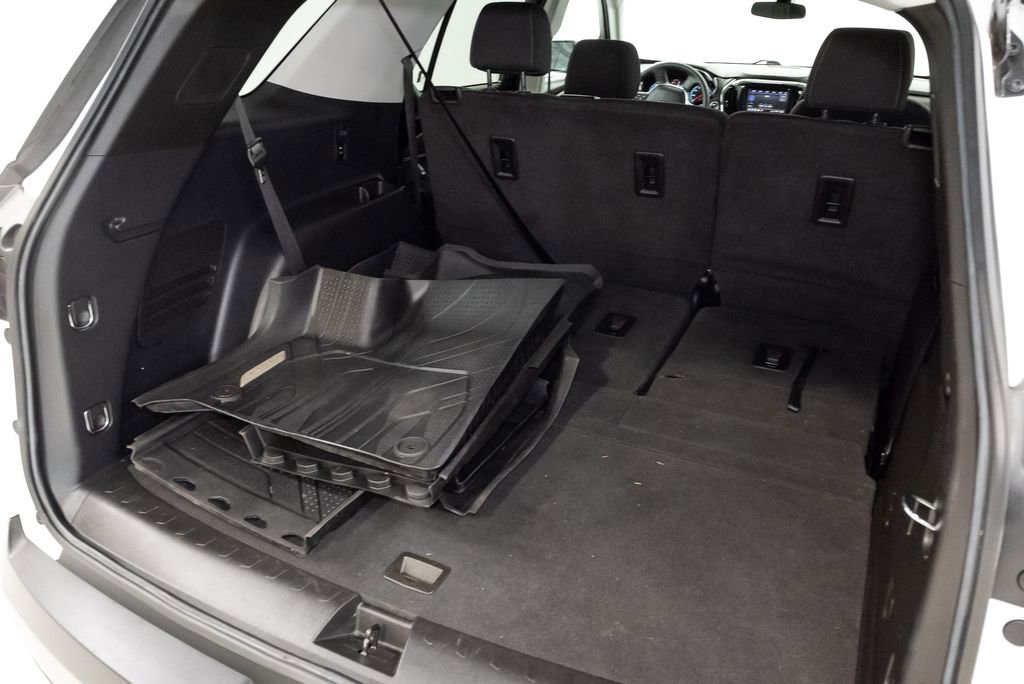Used 2020 Chevrolet Traverse LS FWD image 31