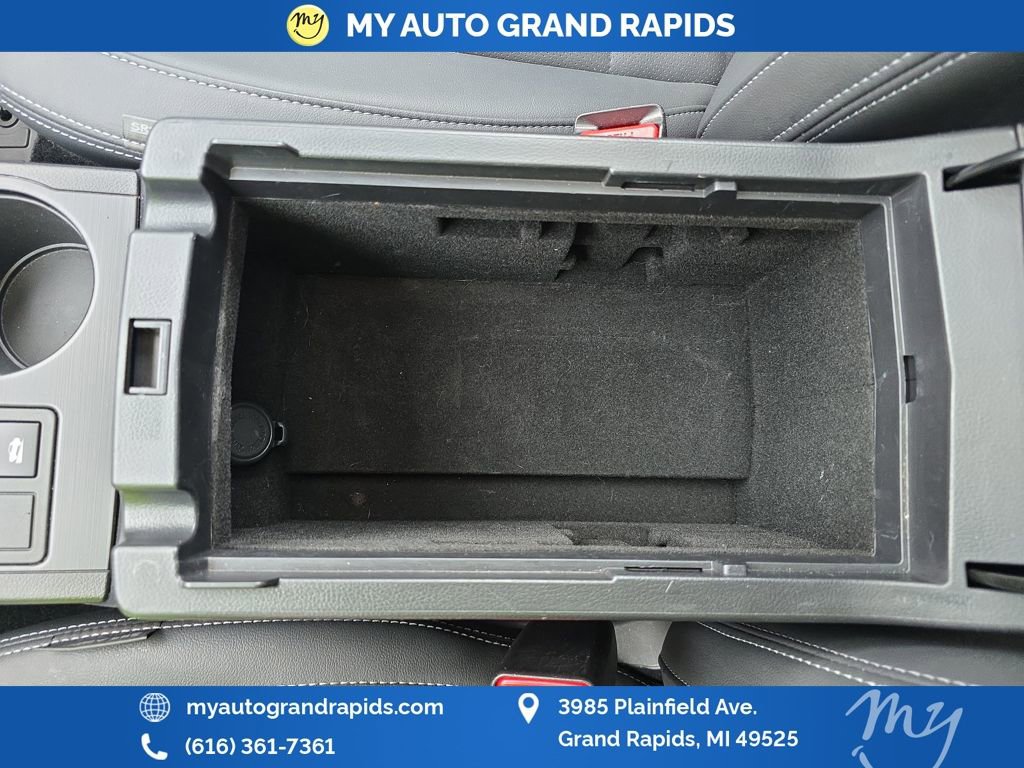 Used 2015 Subaru Legacy 3.6R Limited image 39