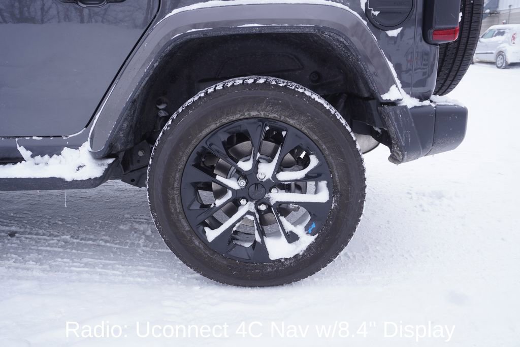 Used 2023 Jeep Wrangler Unlimited Sahara w/ Cold Weather Group image 6