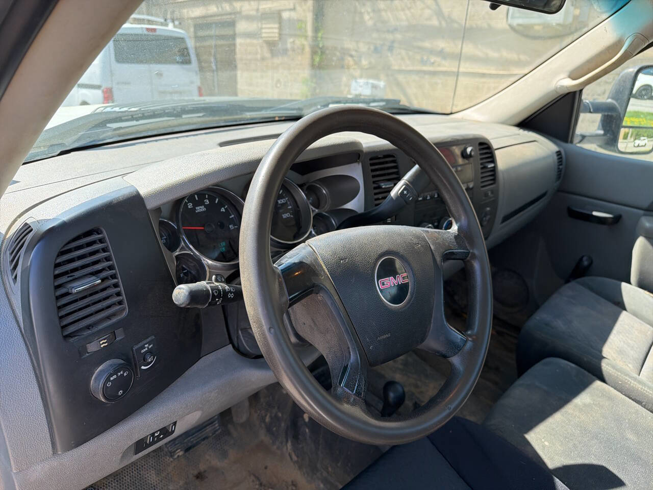 Used 2011 GMC Sierra 3500 W/T w/ Snow Plow Prep Package AWD/4WD image 21