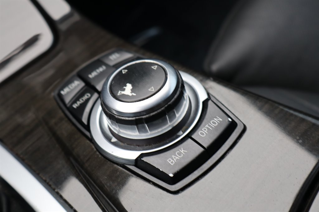 Used 2013 BMW 550i Sedan RWD image 30