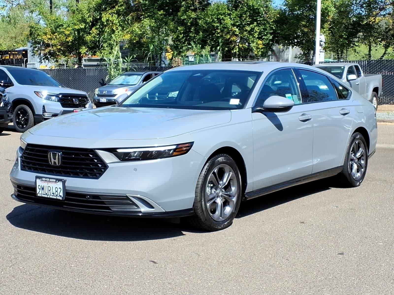 Used 2024 Honda Accord EX-L image 1