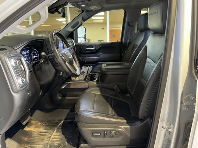 Used 2020 GMC Sierra 3500 Denali w/ Denali Ultimate Package image 6