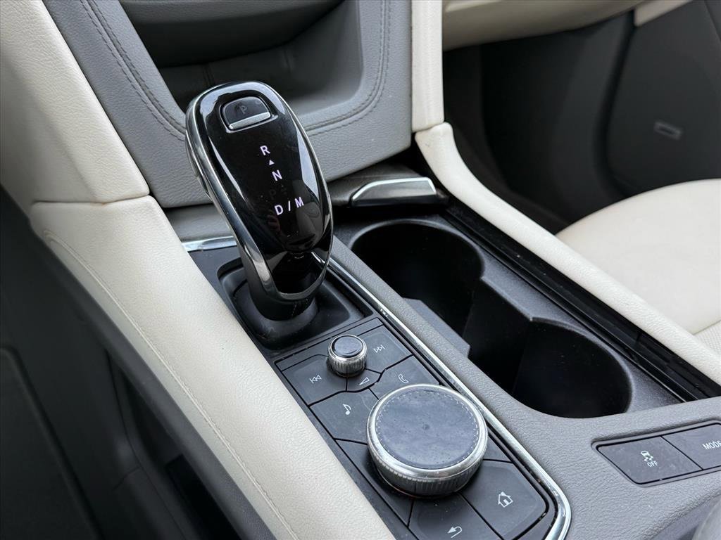 Used 2021 Cadillac XT6 Premium Luxury image 18