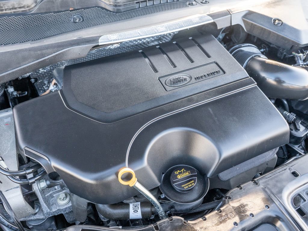 Certified 2025 Land Rover Range Rover Evoque S image 37