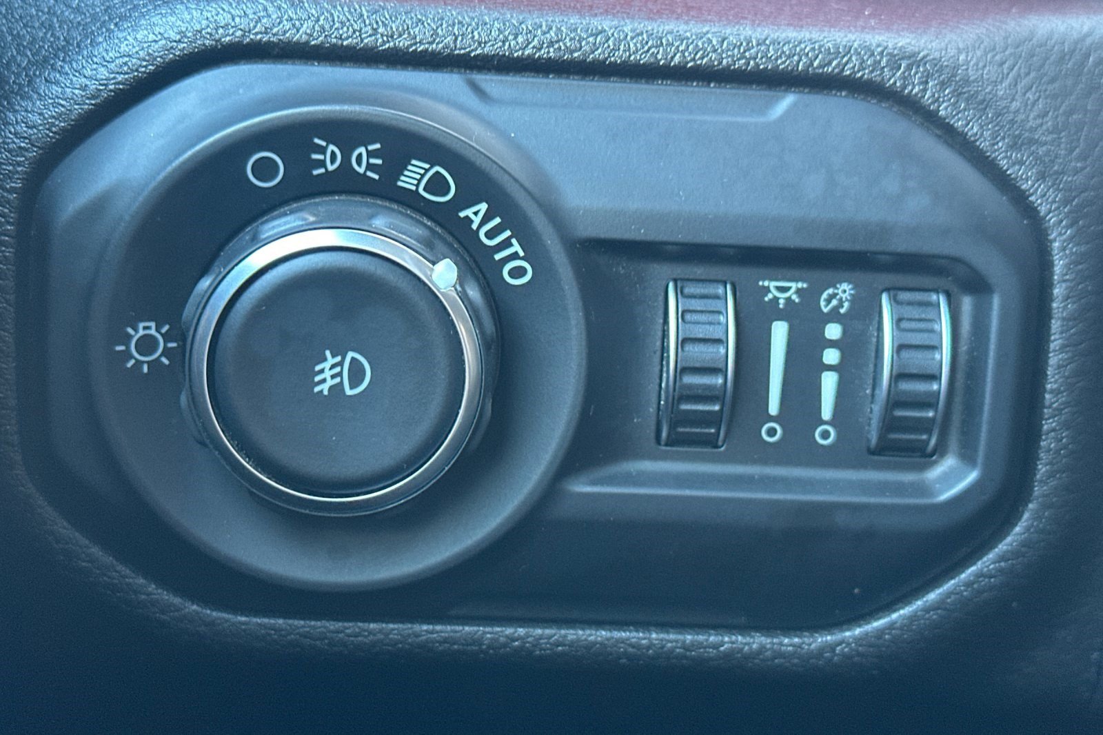 Used 2020 Jeep Wrangler Unlimited Rubicon image 36