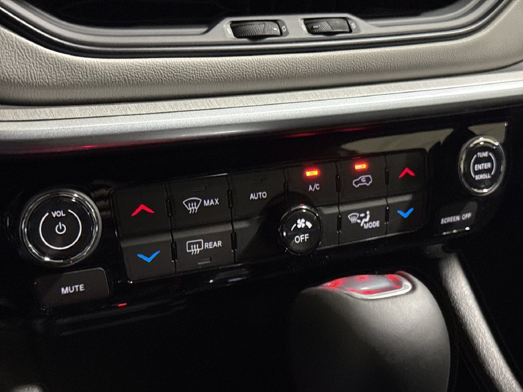 New 2026 Jeep Compass Limited AWD/4WD image 16