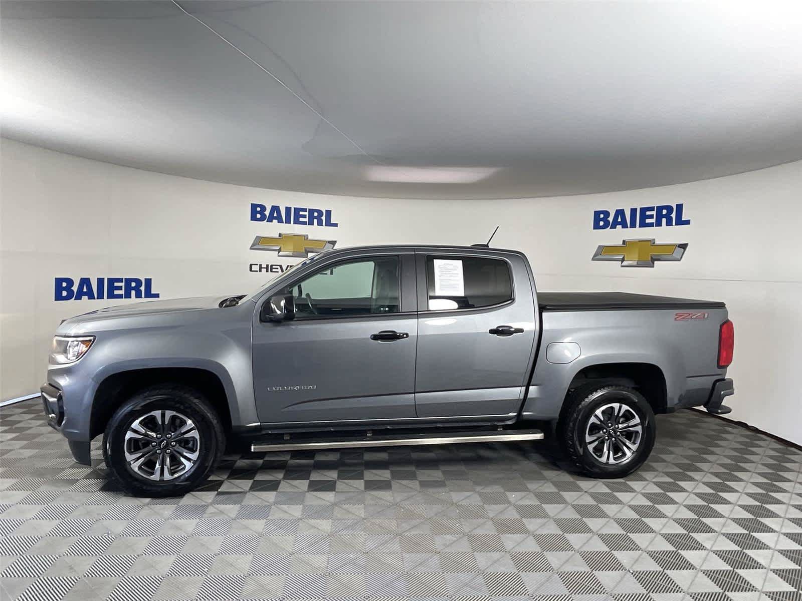 Used 2022 Chevrolet Colorado Z71 AWD/4WD image 2