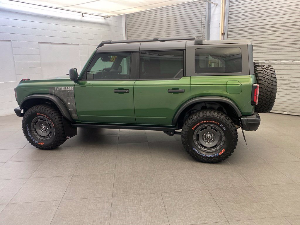 Used 2024 Ford Bronco Everglades AWD/4WD image 4