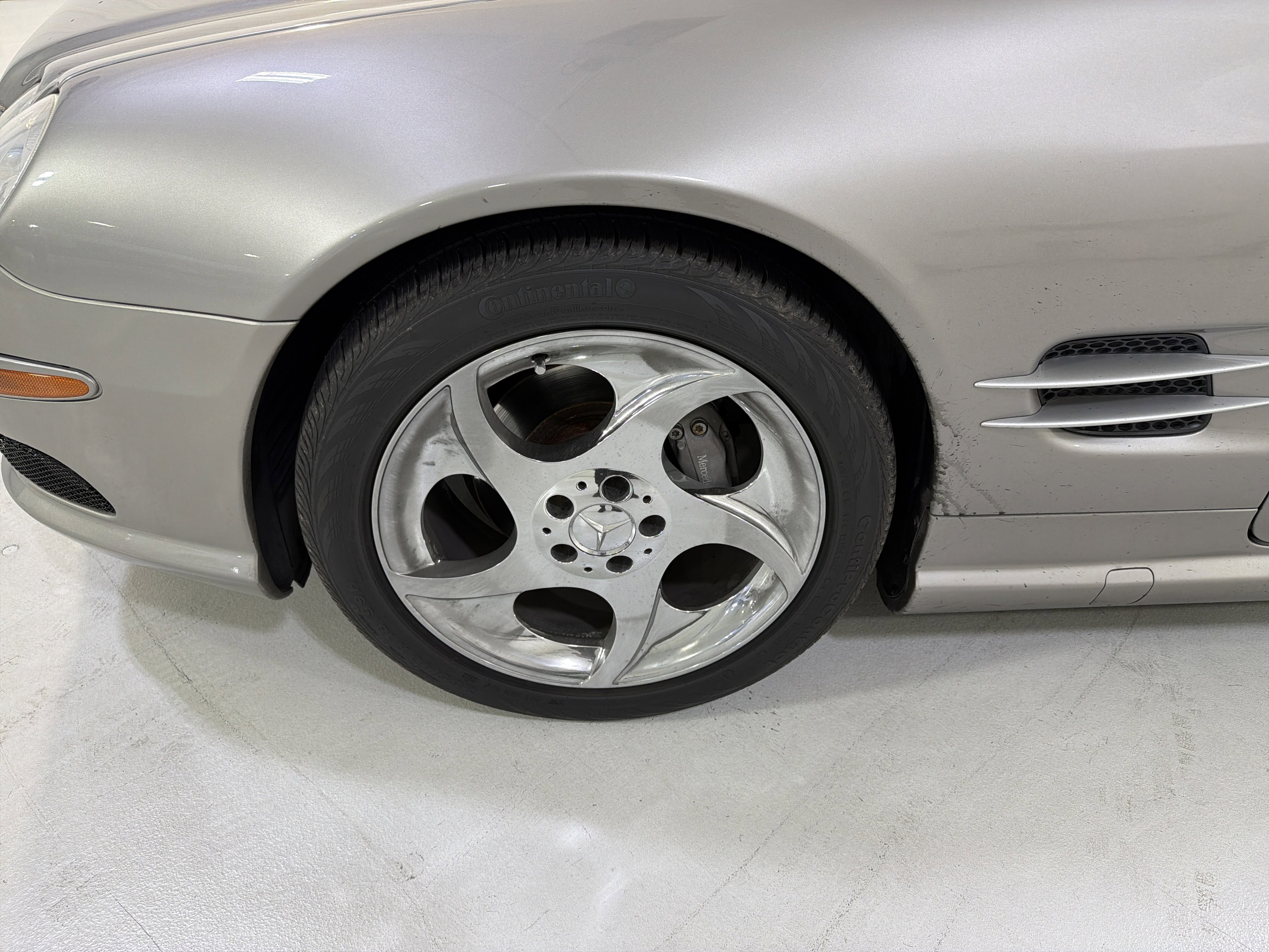 Used 2005 Mercedes-Benz SL 500 image 9