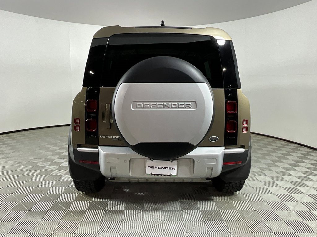 Used 2020 Land Rover Defender 110 HSE image 8