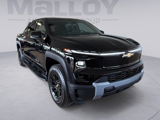 Used 2026 Chevrolet Silverado EV LT AWD/4WD image 7