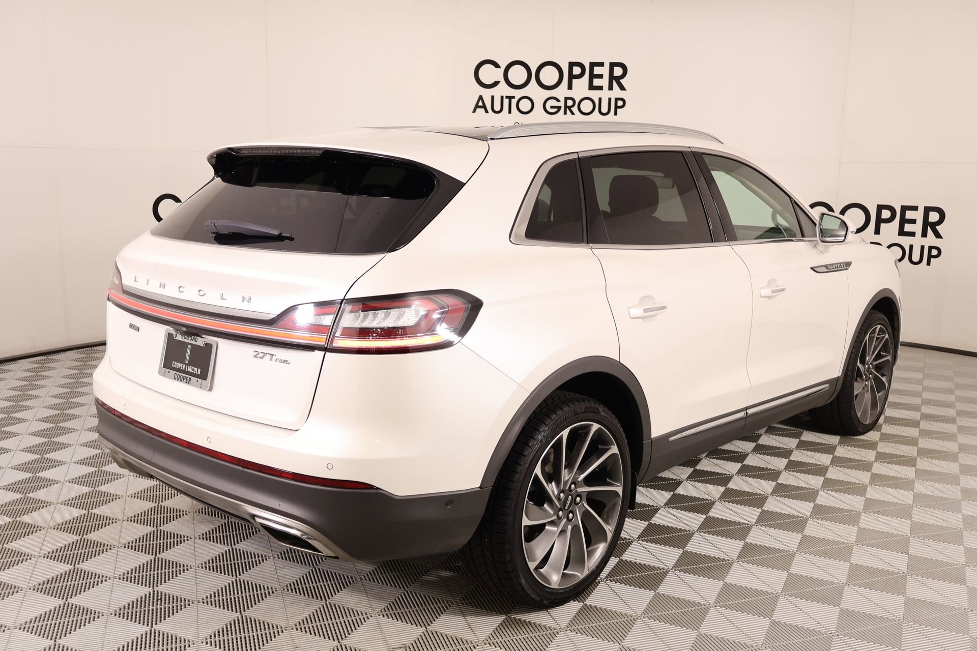 Used 2019 Lincoln Nautilus Reserve w/ Ultimate Package image 21