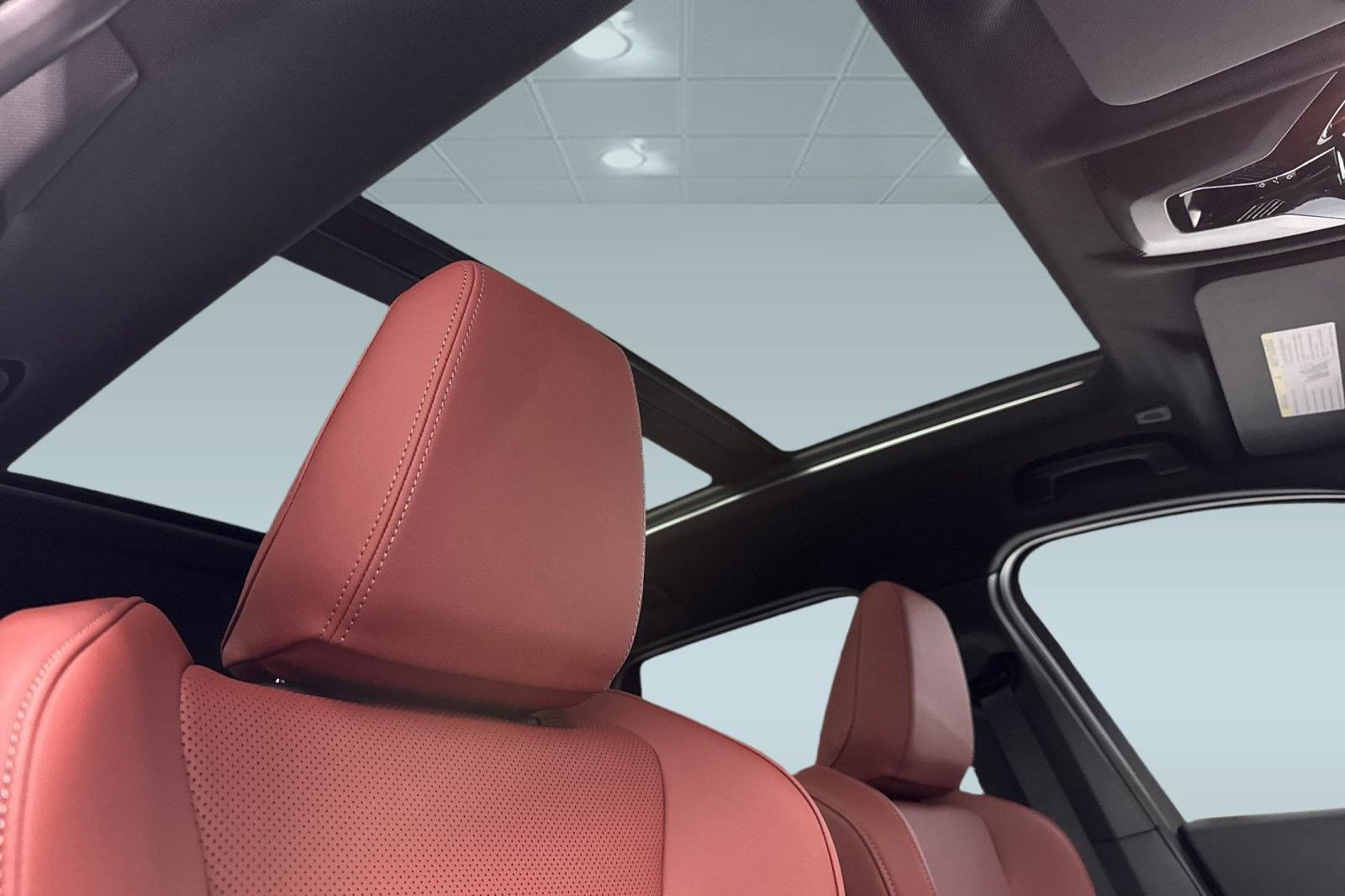 New 2026 BMW X1 xDrive28i w/ Convenience Package image 15