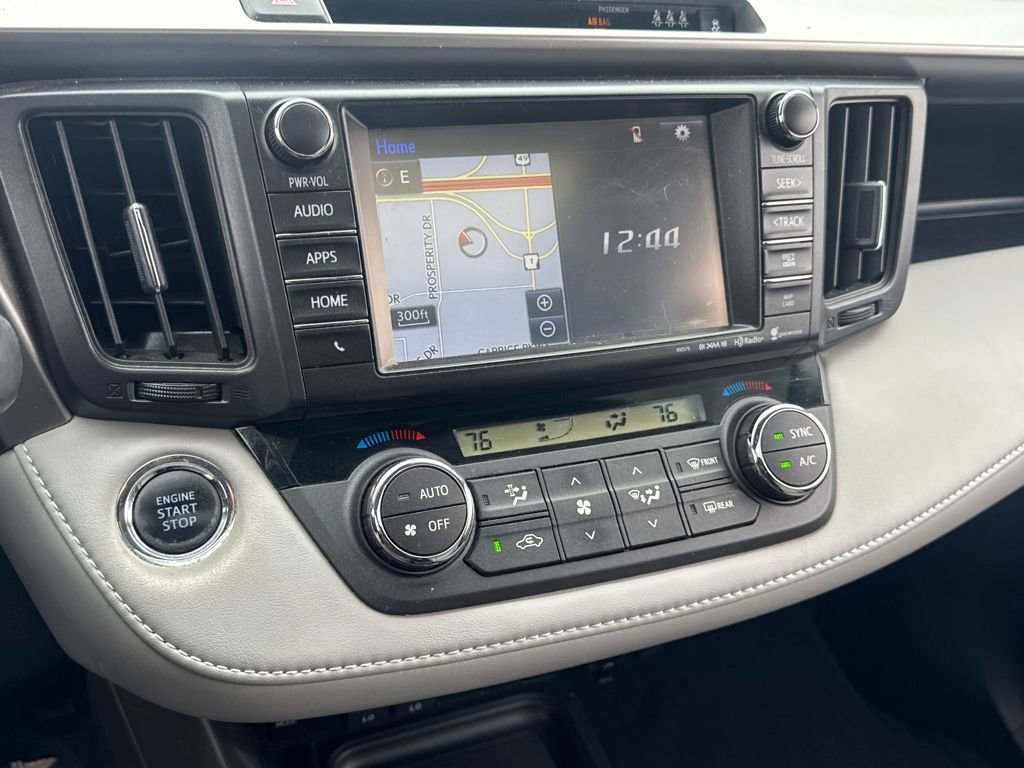 Used 2018 Toyota RAV4 Limited image 18