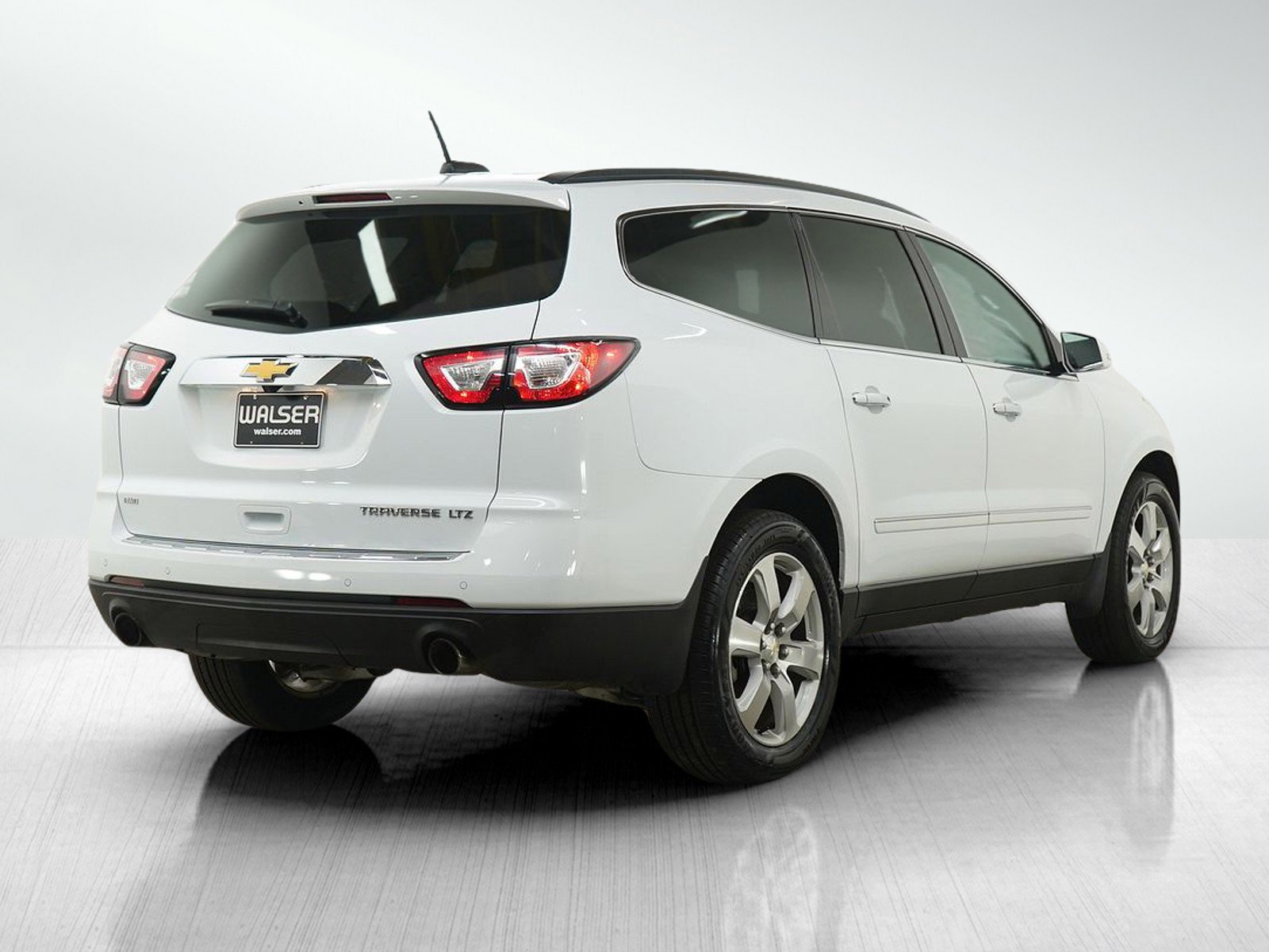 Used 2016 Chevrolet Traverse LTZ image 5