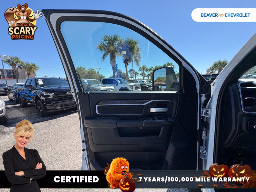 Used 2024 RAM 2500 Big Horn AWD/4WD image 30