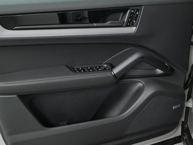 New 2026 Porsche Cayenne image 6