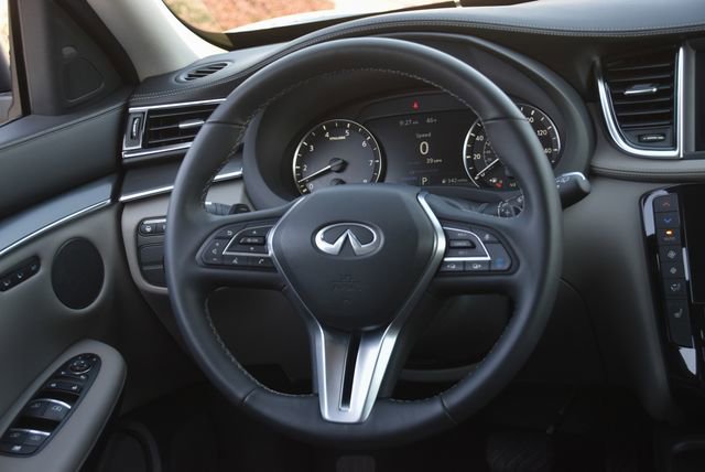 Used 2025 INFINITI QX50 Luxe AWD/4WD image 19