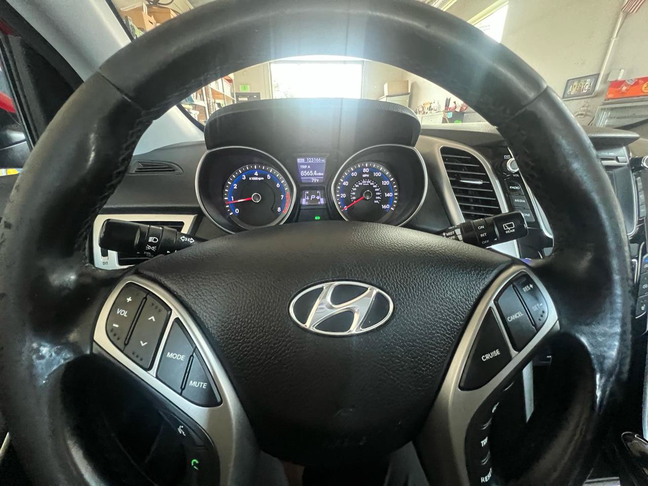 Used 2013 Hyundai Elantra GT w/ Touch & Go Pkg FWD image 20