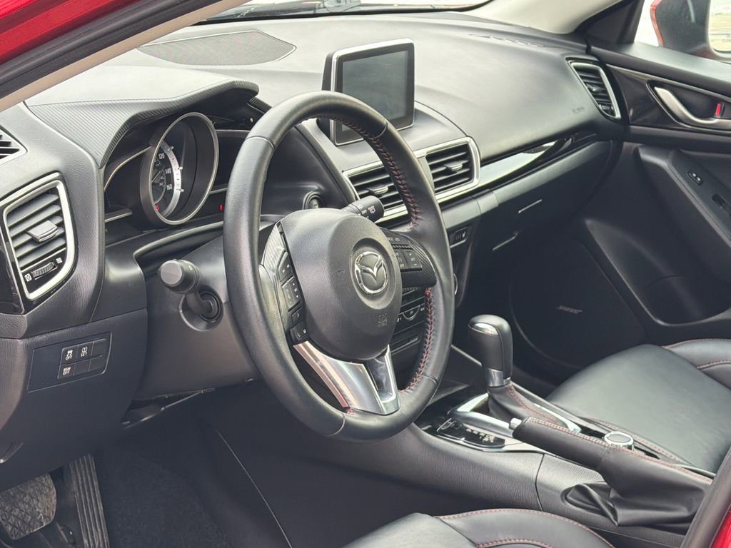 Used 2016 MAZDA MAZDA3 i Grand Touring image 13