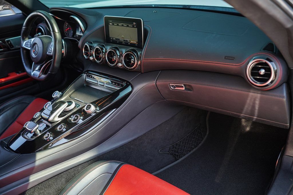 Used 2018 Mercedes-Benz AMG GT S image 21