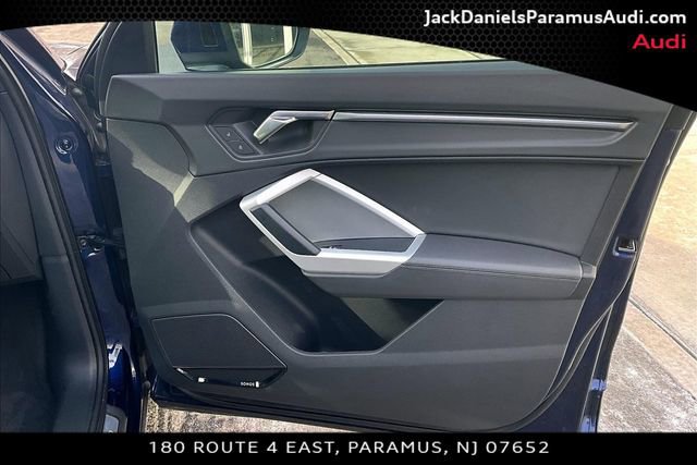 Used 2023 Audi Q3 2.0T Premium Plus w/ Premium Plus Package image 17