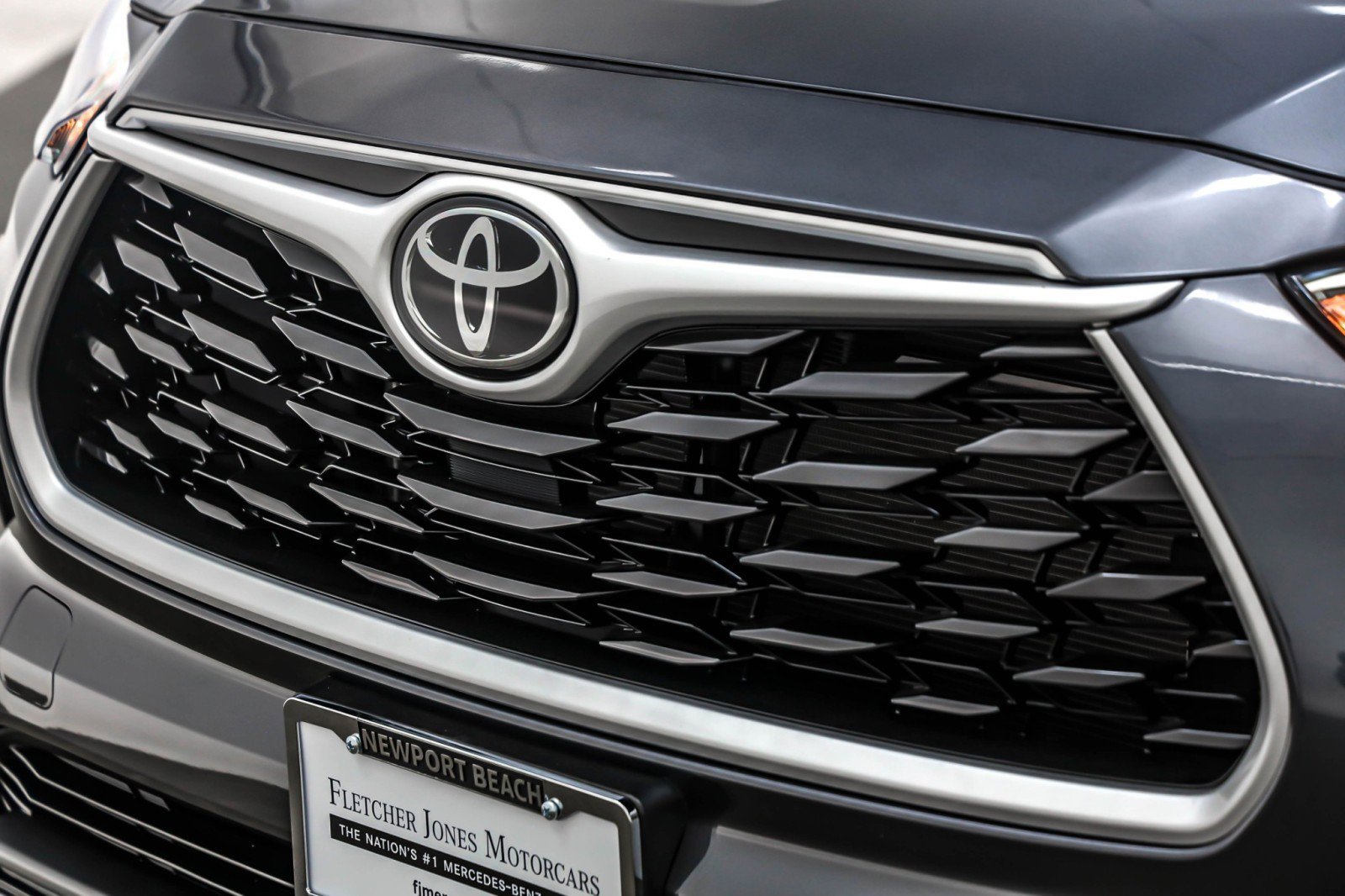 Used 2024 Toyota Highlander XLE image 13